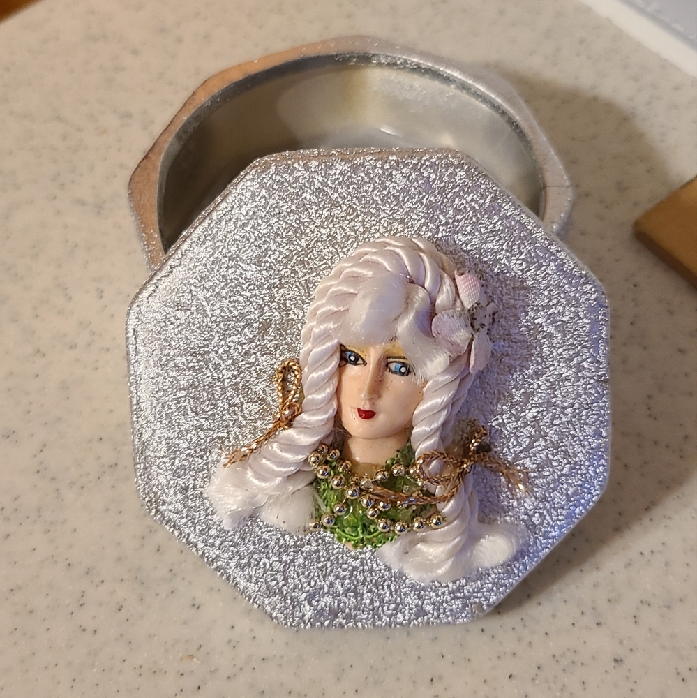 Sale Porcelain jewelry box for sale